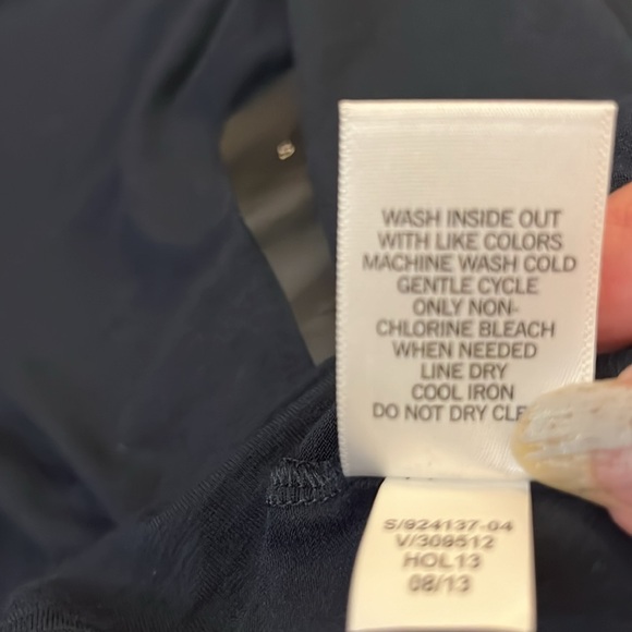 NWT Bananaa Republic factory luxury feel - Picture 6 of 9